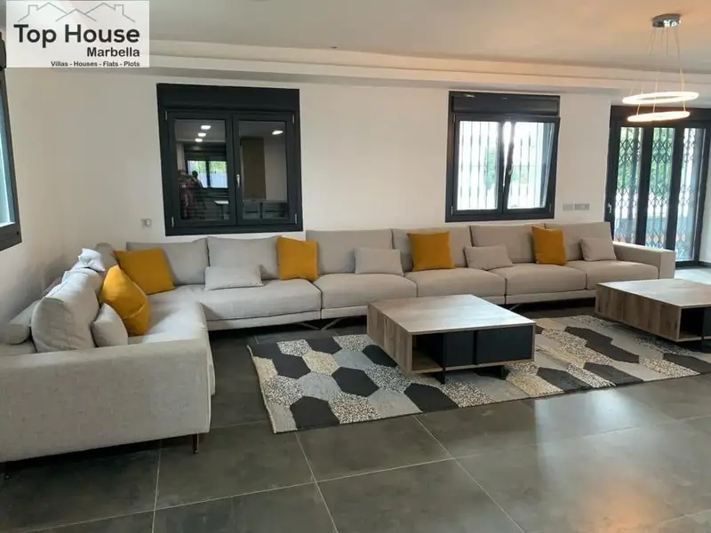 Chalet de Lujo en Las Brisas Marbella 6 Dormitorios Piscina Privada