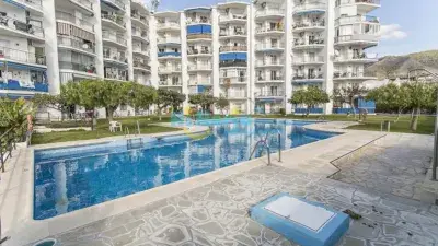 Apartamento en Nerja con Piscina y Pista de Tenis