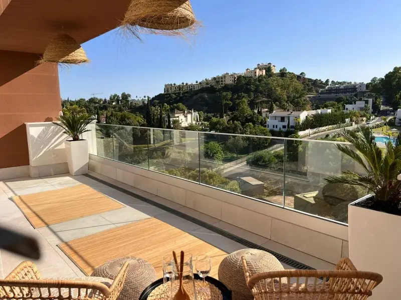 Atico Moderno en Venta Benahavis 2 Dormitorios