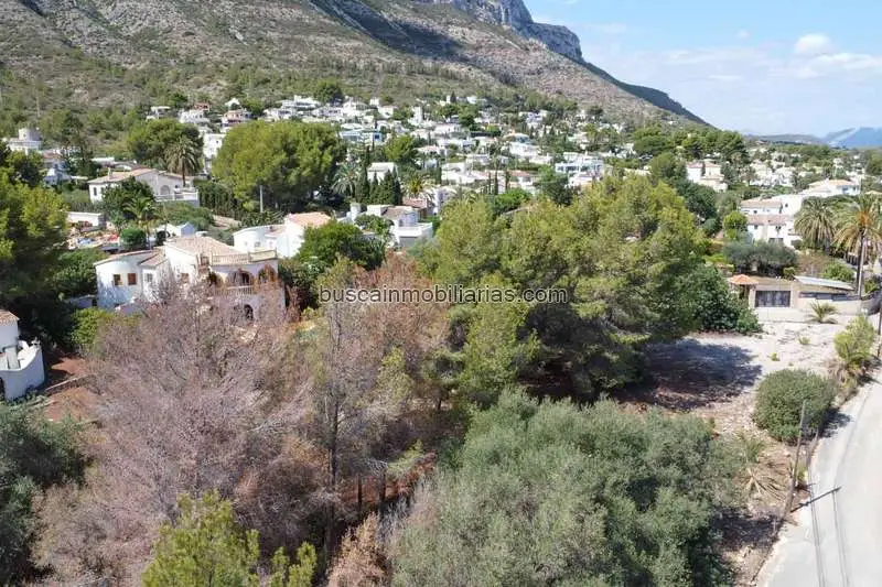 Parcela Urbanizable en Denia: 2 Plantas, Vistas al Montgo