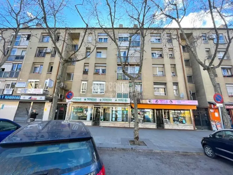 Piso en venta San Blas 59m2 3 dormitorios terraza