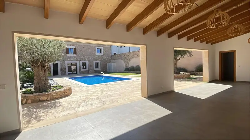 Casa en Sa Pobla Mallorca 5 habitaciones Piscina Garaje Reformada