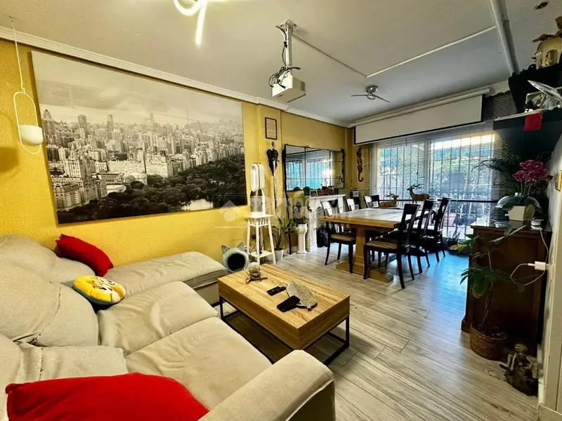 Casa adosada en venta cerca del Club Social Avenida de Arcos