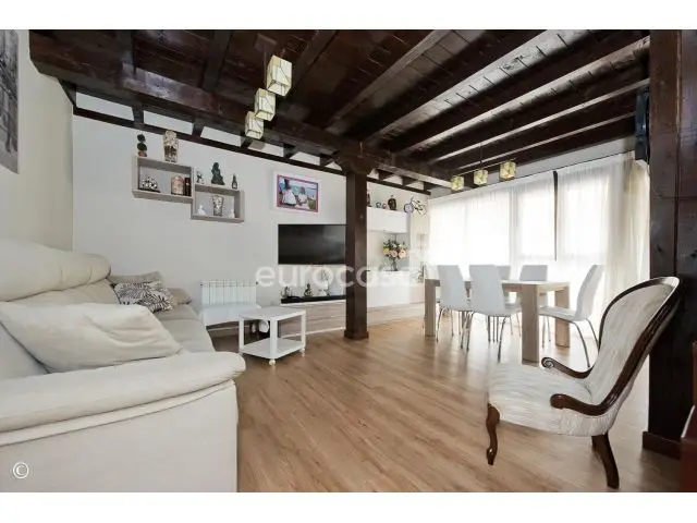 Chalet en Entrambasaguas con 3 habitaciones y garaje cerca de la playa