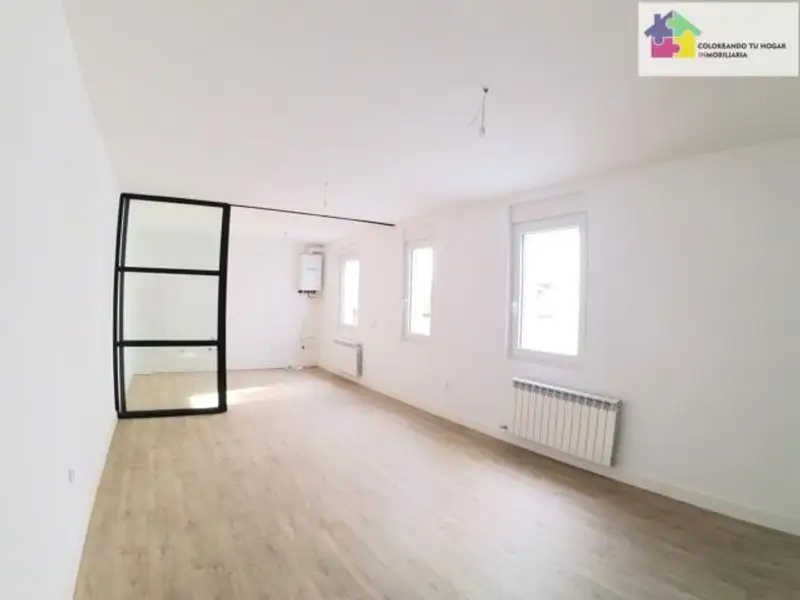 venta Piso en Distrito 5, León (44265500306.526963)- Globaliza