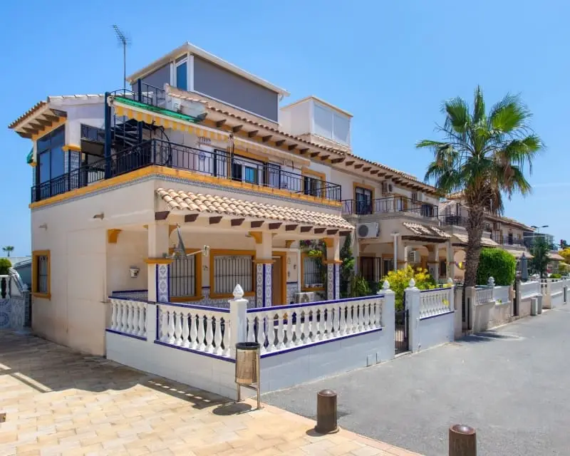 Bungalow en Punta Prima Orihuela Alicante cerca de la playa