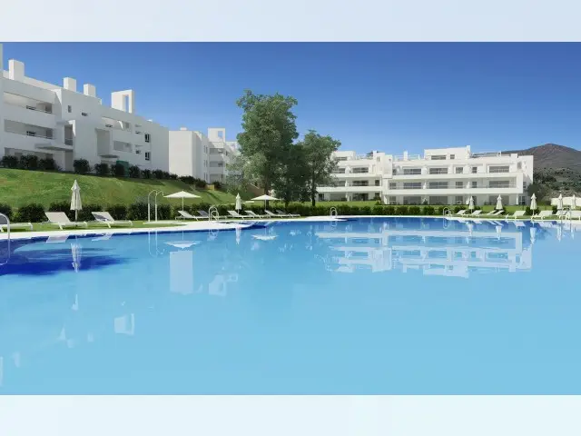 Apartamentos en Venta Costa del Sol:  Vistas al Golf, Lujo y Modernidad