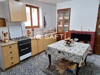 Casa en Venta Villena 150m2 3 Dormitorios Patio Cochera Terraza