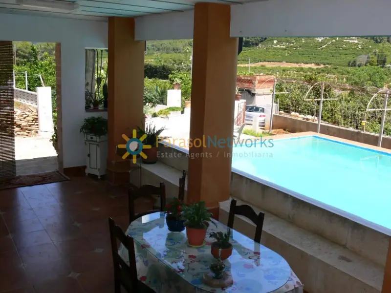 Chalet Rustico en Venta cerca de Alzira Valencia