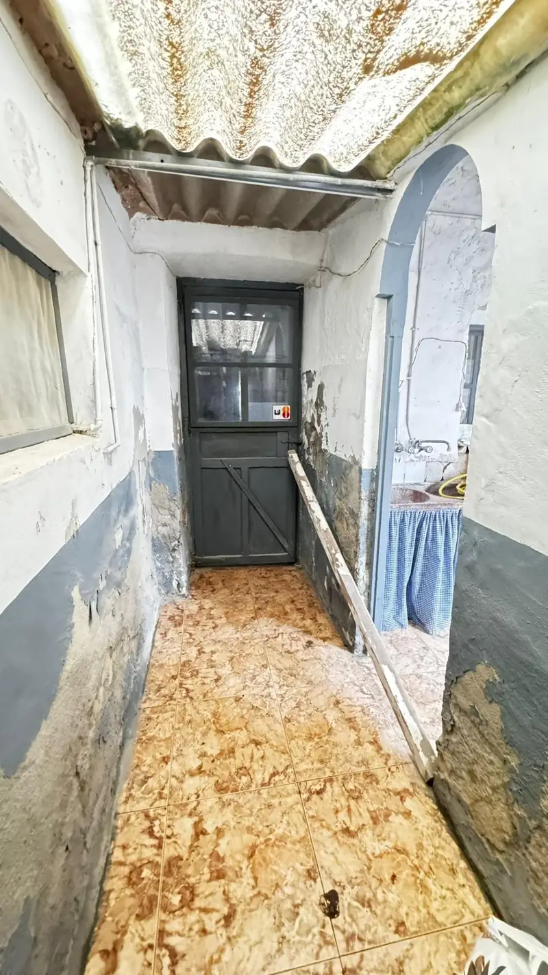 Casa en venta para reformar en Monóvar 4 habitaciones