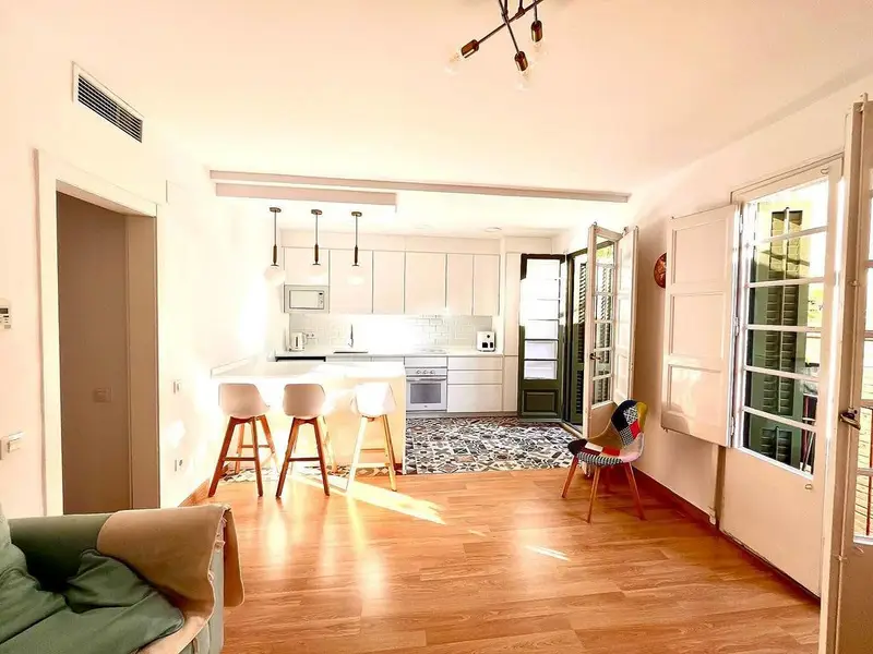 Piso en venta Eixample Derecho 3 habitaciones 78m2 reformado
