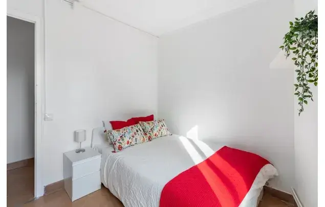 Habitacion en alquiler en Carrer de Valencia Barcelona