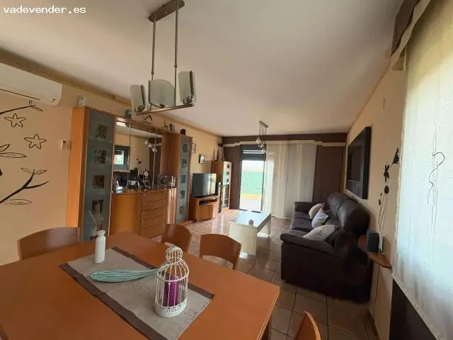 Casa 4 vientos en Masquefa 226m2 4 dormitorios jardin piscina