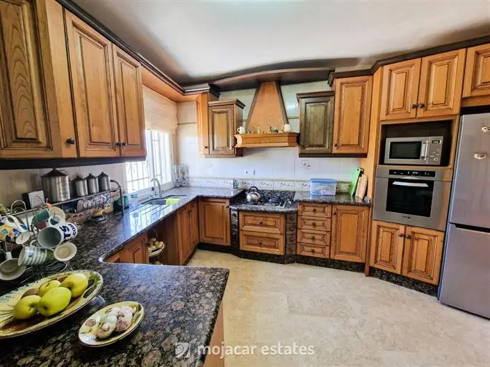 Villa de Lujo en Venta Los Gallardos 4 Dormitorios