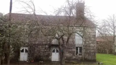 Casa Rústica en A Estrada para Rehabilitación