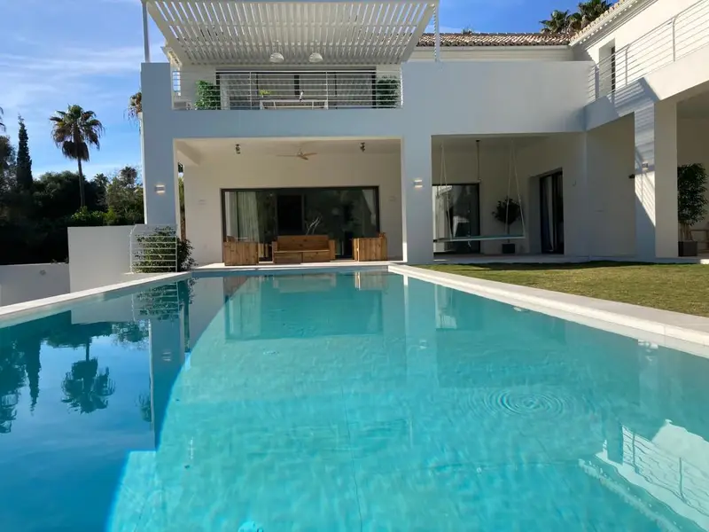 Villa de Lujo en Sotogrande 4 Dormitorios Piscina Infinita