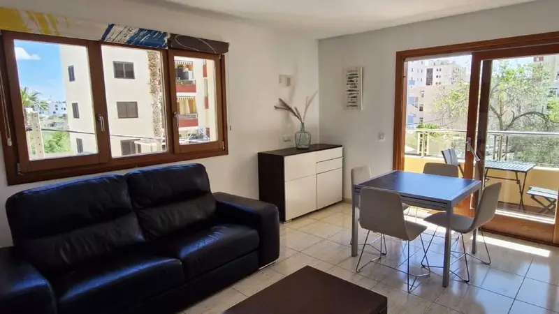Piso en venta Playa den Bossa 4 habitaciones 2 baños