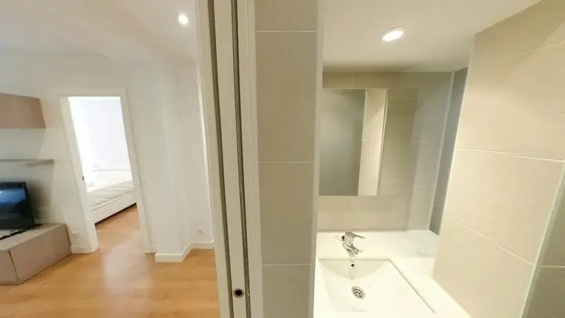 Apartamento 2 Dormitorios Madrid Alquiler Equipado Wifi