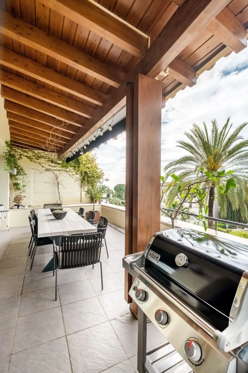 Atico Duplex de Lujo en Marbella con Vistas Panoramicas
