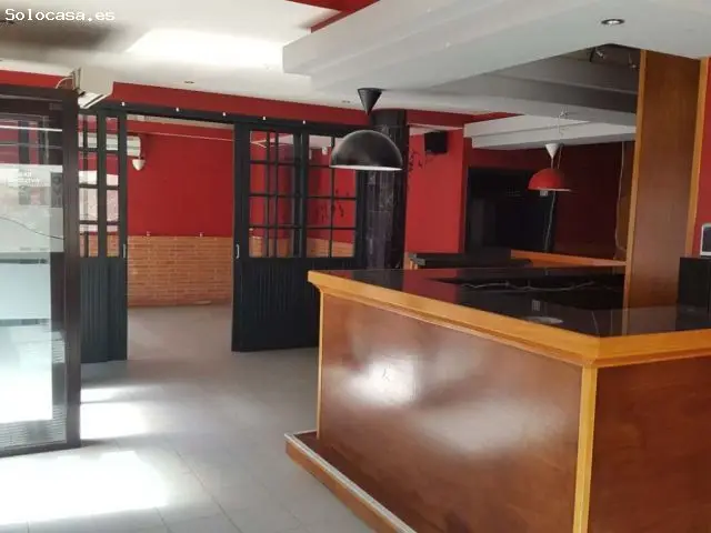 Local Comercial Esquinero en Sant Feliu de Guixols