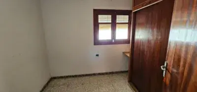 Casa adosada en venta en Calle del Tenis