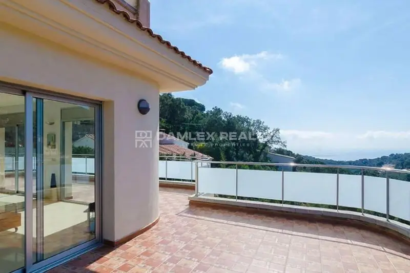 Chalet en venta en Lloret de Mar con vistas al mar