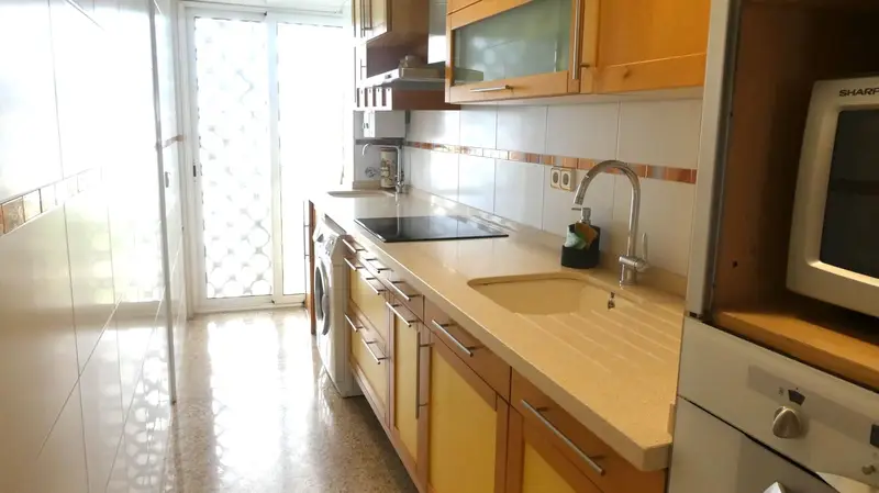 Apartamento en Blanes con Vistas al Mar y Piscina
