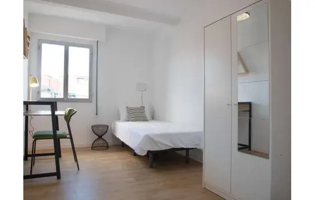 Alquiler Habitaci	ón 61m	² Amueblada Alcorc	ón