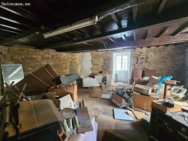 Chalet en venta en Santiago de Compostela para reformar