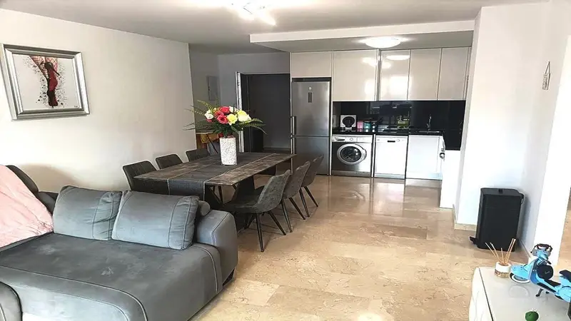 Apartamento en Venta Villamartin 2 Dormitorios 1 Baño Piscina