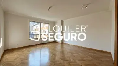 Piso en Alquiler Rozas Centro 3 Dormitorios 2 Baños