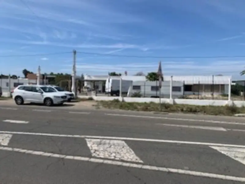 Finca 4000m2 con Nave - Ideal para Negocio