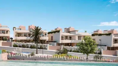 Lujo en Primera Linea de Playa Las Chapas Marbella
