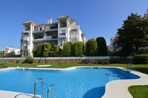Apartamento 2 Dormitorios Marbella Nueva Andalucía Cerca Puerto Banús