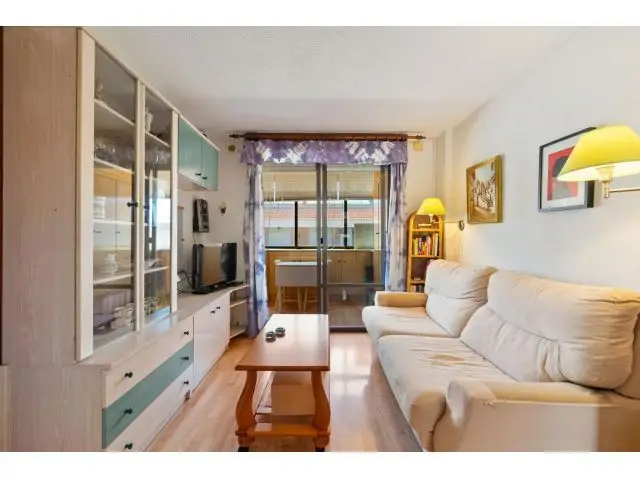 Apartamento en Venta Mil Palmeras Alicante Cerca de la Playa