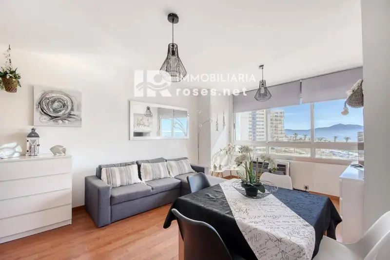 Apartamento en primera linea de mar Empuriabrava 2 dormitorios