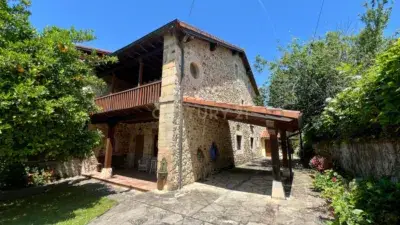 Chalet en Venta Valle de Cayon Casa de Piedra y Madera con Jardin