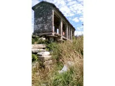Casa para Restaurar en Campo Lameiro 165m2