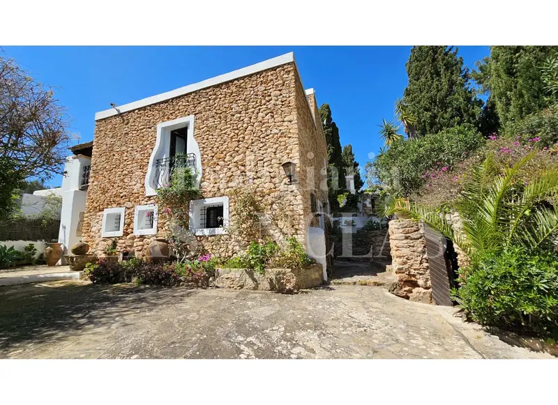Finca Ibz Renovada 400 Años Varias Dependencias Jardin Ideal Meditar