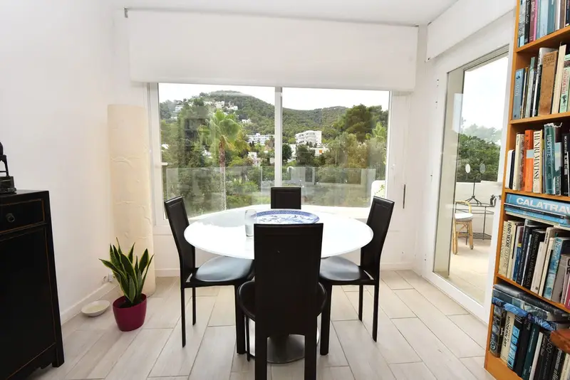Apartamento en venta en La Siesta, Santa Eulalia / Santa Eularia, Ibiza