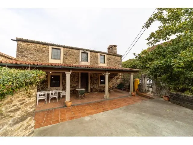 Casa Rural Rehabilitada En Frades