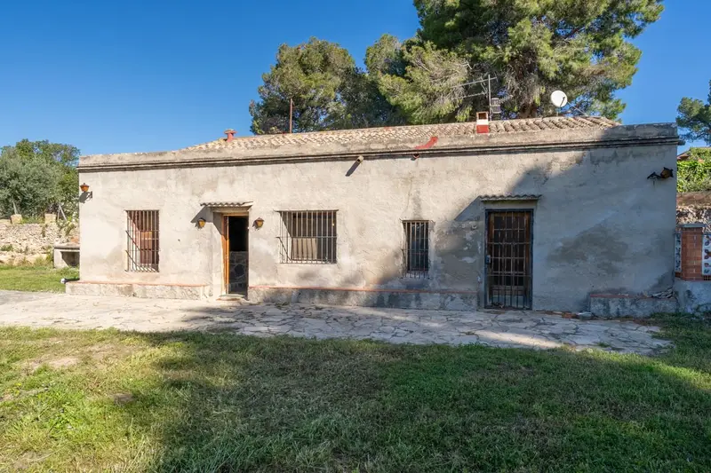 Finca Rustica en Tortosa para reformar