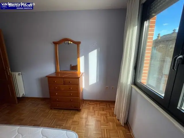 Piso Amueblado en Astorga 3 Dormitorios 2 Baños Garaje Trastero