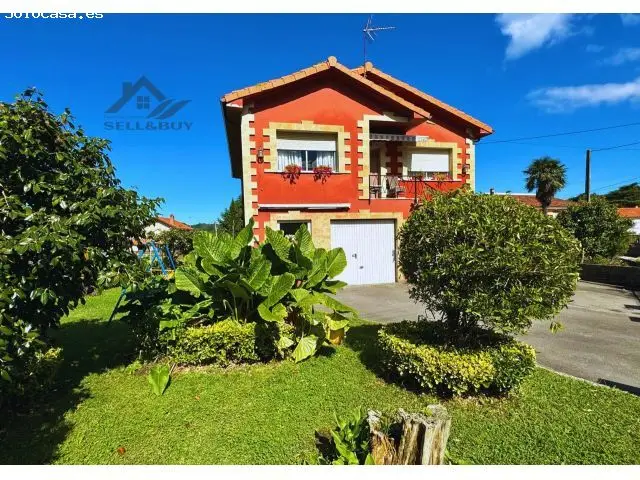 Chalet Independiente en Escobedo de Camargo 3 Dormitorios