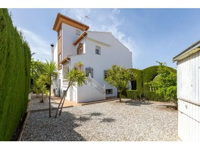 Chalet en Venta Gojar Urbanizacion Los Cerezos