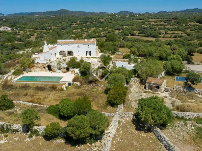 Finca Rustica en Venta Menorca: Casa de 276m2 con Piscina