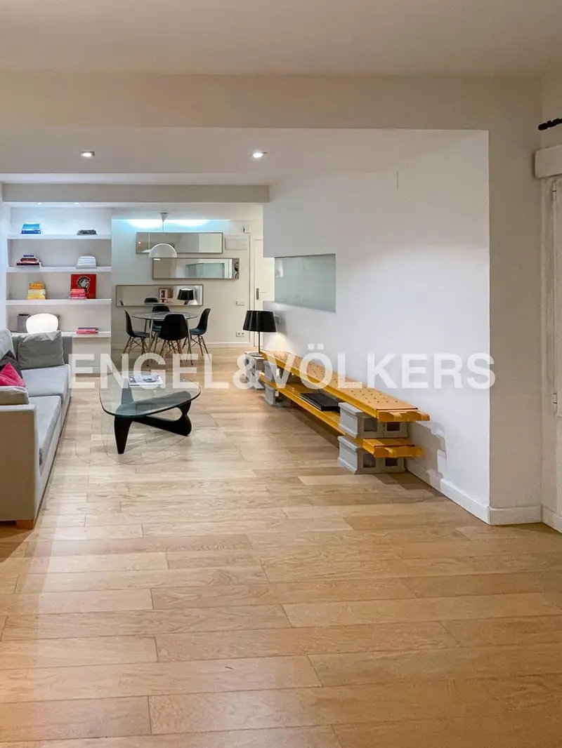 Apartamento en Alquiler Madrid 80m2 Amueblado Cerca Metro M30