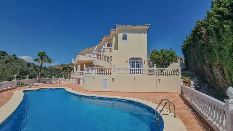 Villa de Lujo 5 Dormitorios Mijas Golf Vistas Panoramicas Piscina