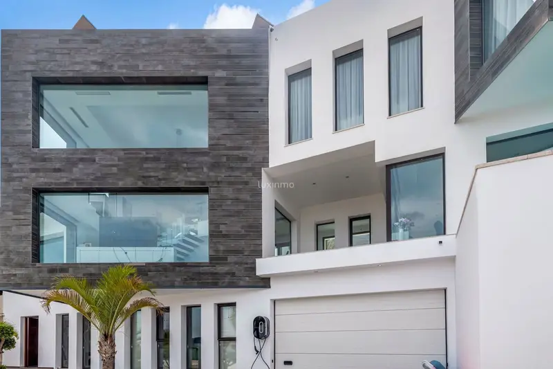 Chalet de Lujo en Jávea Costa Nova Cap Martí con Vistas al Mar