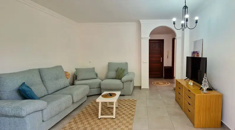 Apartamento en Cala Millor con Terraza y Piscina